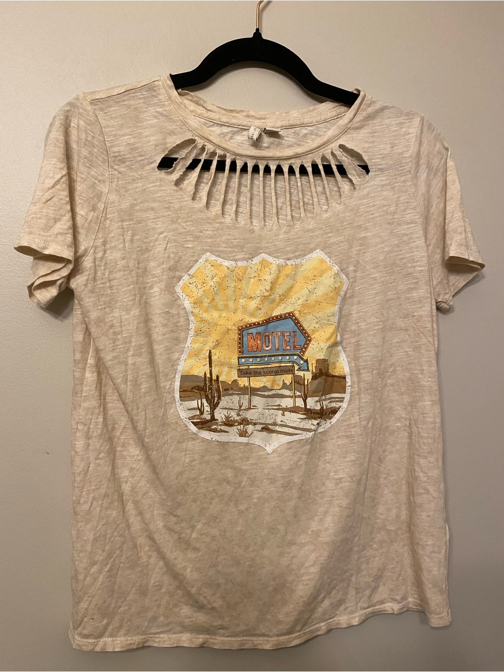 Cato Cream Graphic Short Sleeve Tee with Cutout Neck